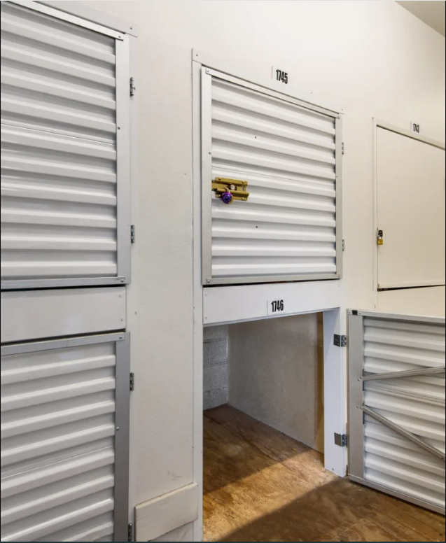 Inexpensive Climate Controlled Storage Locker For Stashing Your Expensive Gear